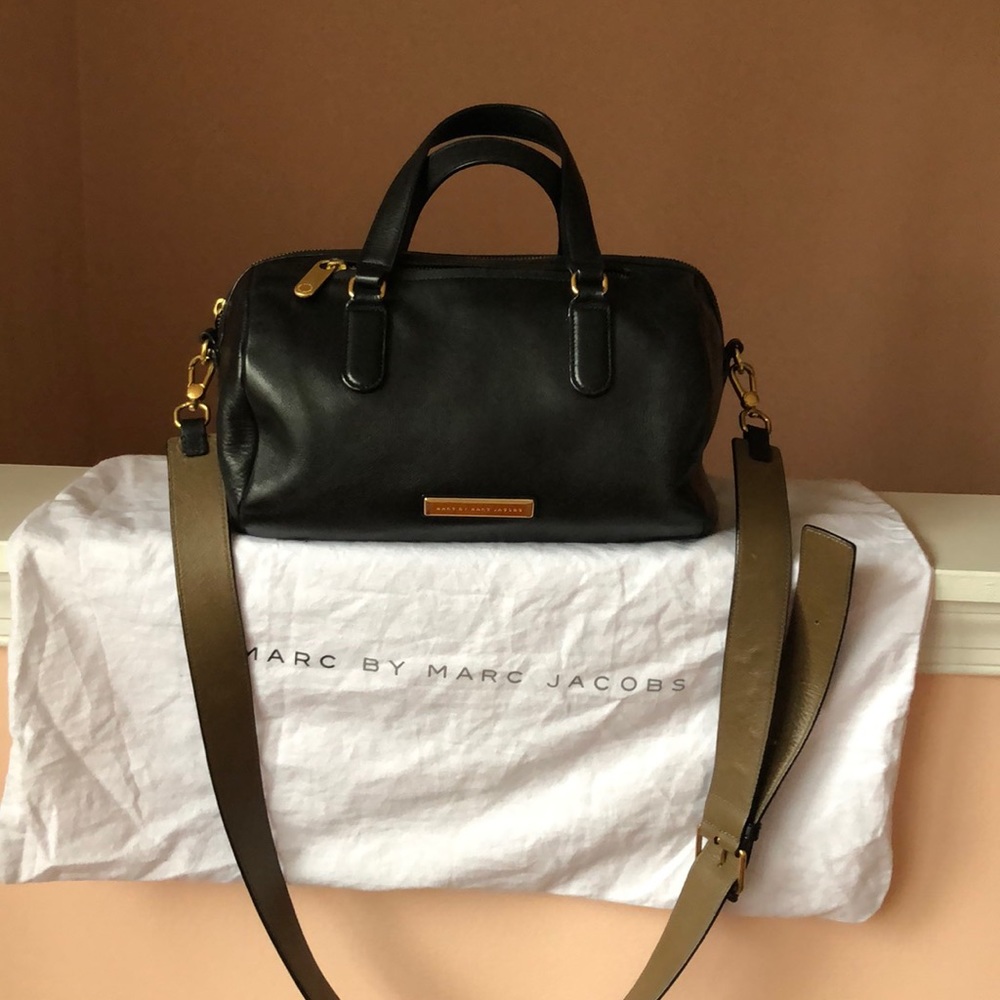 Marc Jacobs Luna Barrel Bag